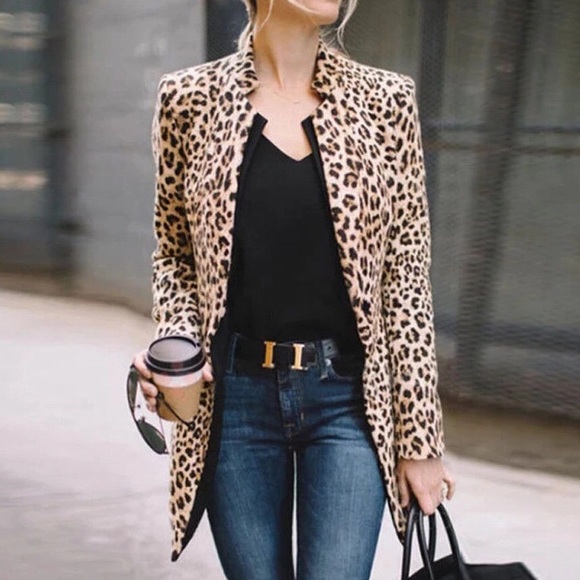 Jackets & Blazers - Long Leopard blazer
